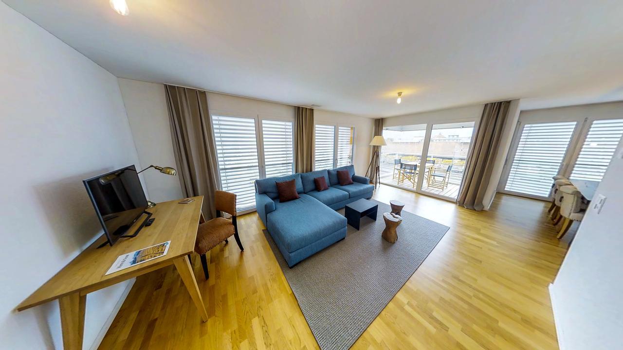 Apartment Spedition 툰 외부 사진